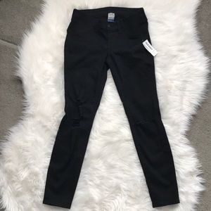 Old navy maternity pants